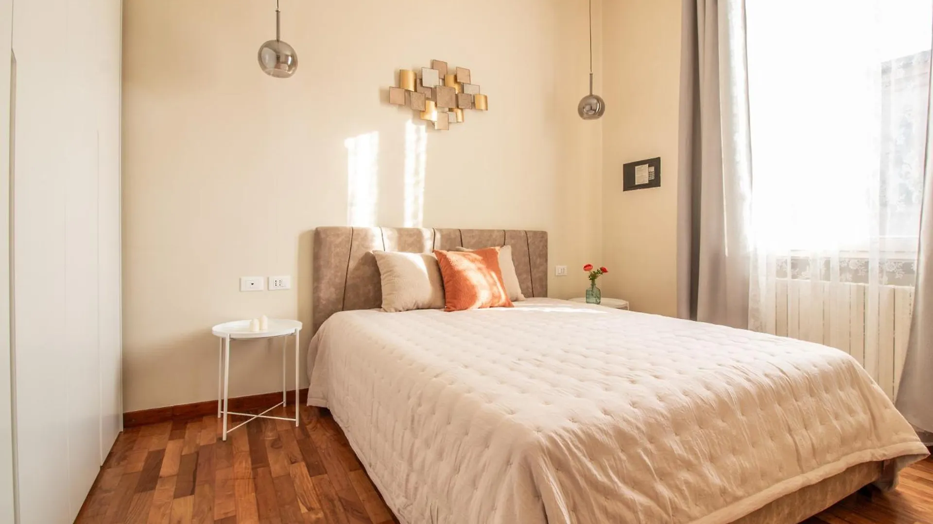 Ginevra Home Bologna -Self Check-In Italy
